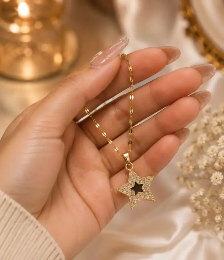Elegant Gold Star Crystal Pendant Necklace