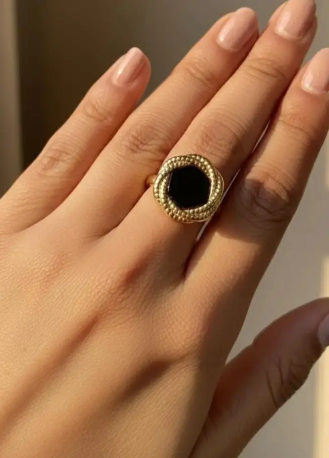 Vintage Black Stone Statement Ring
